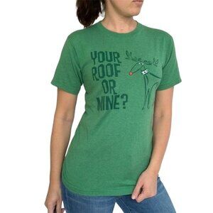 Christmas Tee Your Roof or Mine Size Small Rudolf Reindeer Short Sleeve Sz S